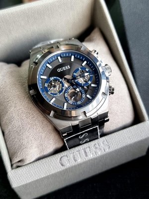 GUESS Sport Continental 灰色錶盤 鐵灰色不鏽鋼錶帶 石英 男士手錶 GW0260g3