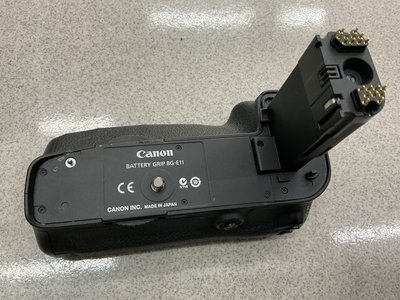 [保固一年][高雄明豐] 原廠 Canon BG-E11 5D3 5DIII 電池手把 功能都正常 便宜賣 [1005]