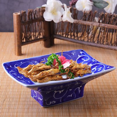 中式方形高腳盤  盤子  陶瓷餐具  陶瓷盤  方形盤  藍色  白色  生魚片盤  菜盤 造型盤【小雜貨】