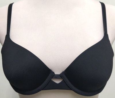 Calvin Klein 🌟 觸感舒服 薄杯 罩杯尺碼： 32/70B 少女內衣👙二手內衣👙二手胸罩