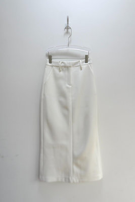 純白色直筒低腰鉛筆裙樣衣