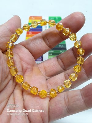 柒零陸晶品//天然高品質切角黃金琥珀手串.手珠(2507)一元起標無底價