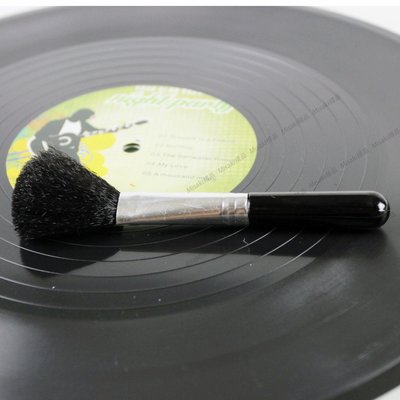 新款 LP黑膠唱片除靜電掃 清潔刷 CD碟掃 炭纖維 黑膠刷 現貨-Misaki精品