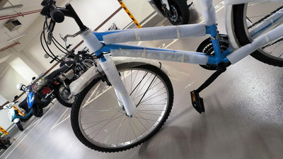 摸彩品- 全新26吋 前3後6 十八速 變速腳踏車(淺藍色)