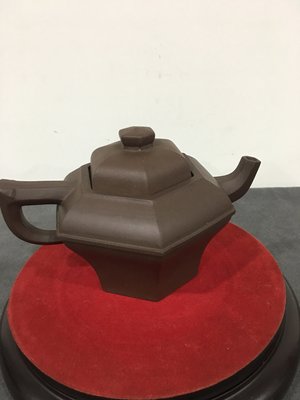 [吉品屋] 　紫砂茶壺　(六角)