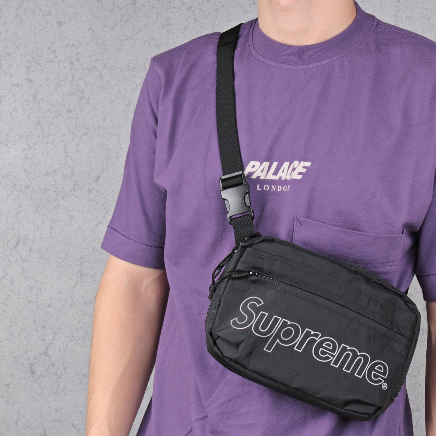 Supreme 18fw shoulder discount bag