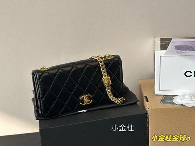 【二手包包】全套包裝Chanel新品牛皮質地時裝休閑 不挑衣服尺寸2211cmNO111451