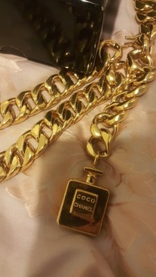 Chanel 真品vintage 香水吊飾logo項鍊，腰鍊，金色金屬粗鍊