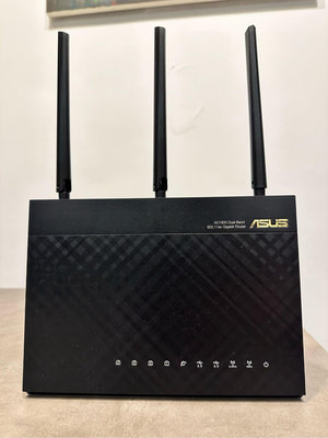 ASUS華碩RT-AC68U AC1900 Ai Mesh 雙頻WiFi無線Gigabit 路由器