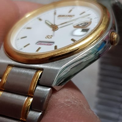 日本 SEIKO 漂亮老錶 高級 石英錶 男錶 35mm 高級錶 錶帶未裁減 可遇不可求 ☆ F8