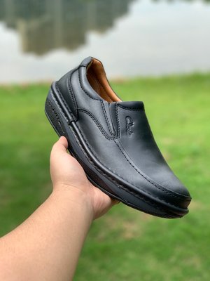 Clarks克拉克懶人鞋 經典寬楦  輕量化設計新款舒適男工作鞋 樂福鞋 休閒皮鞋 39-44