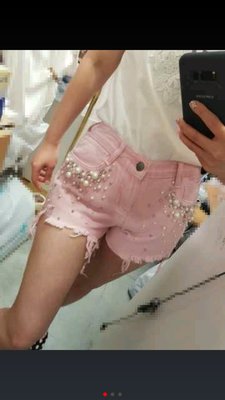 正韓東大門初夏預購款工業風粉紅色珠珠牛仔短褲
