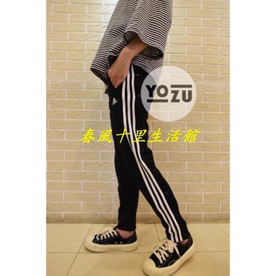 ??YOZU ??愛迪達 adidas 女生 排釦褲 三線褲 長褲 CZ2163爆款