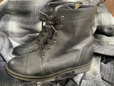 韓國連線 軍靴 23.5 極新 帥氣內增高真皮綁帶