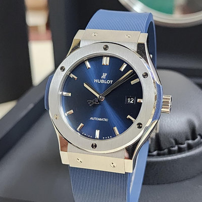 【個人藏錶】 HUBLOT 宇舶 藍面 經典融合系列 大三針 42mm 2022年6月 台南二手錶