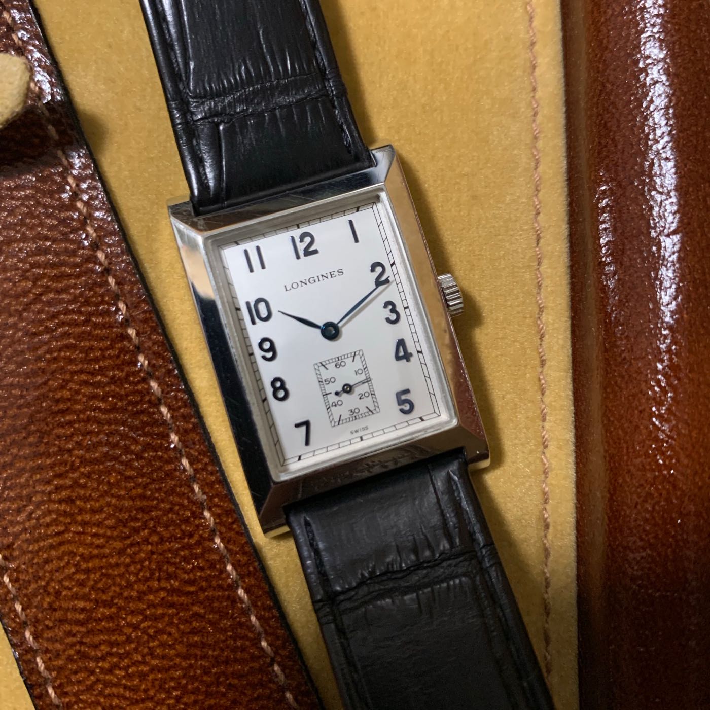 LONGINES L5.662.6 18K Reverso Yahoo