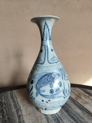 （可議價）-二手 青花魚藻紋玉壺春瓶，全品。高約23.7厘米。本交易支持自 古玩 擺件 老物件【萬寶閣】4132