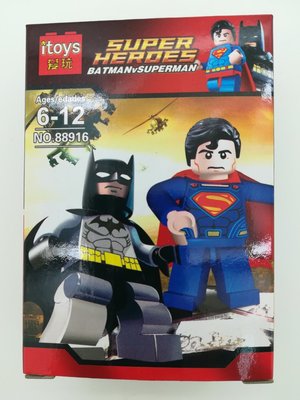 愛玩 I Toys 玩具 超級英雄 超人VS 蝙蝠俠 BatmanVSuperman 1 號