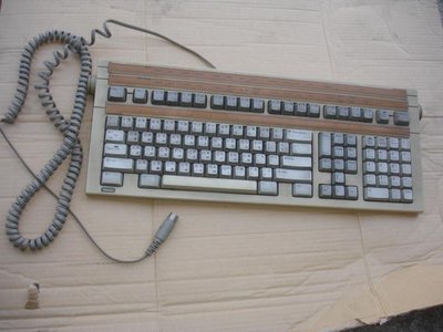 【電腦零件補給站】Wang Model 724 大頭機械鍵盤 AT大頭鍵盤 Made in USA