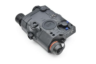 [01] 元素 PEQ15 LA5C UHP 紅雷射 槍燈 黑 ( 雷射綠點紅外線激光定標器指示燈紅雷射手電筒LED槍燈