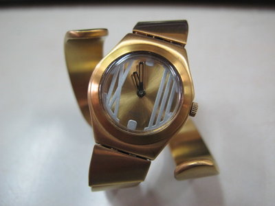 二手舖 NO.6699 swatch IRONY系列 stainless不鏽鋼 金色造型腕錶 女錶