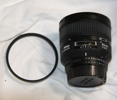 公司貨 Nikon AF 85mm f1.4 D 二手鏡頭 定焦鏡 (含濾鏡NIKON L37c)+HN31