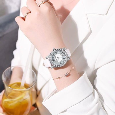 尤衣閣-限時特價 新款時尚鋯石羅馬女表 真皮表 帶腕錶 水鑽女士手錶 蕭邦同款-質量保證