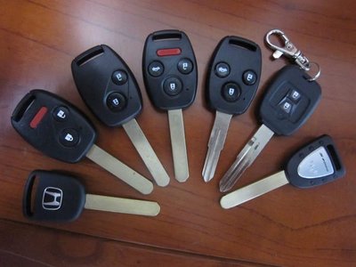 【高雄金鴻汽車晶片鑰匙】HONDA CIVIC ACCORD CRV FIT FERIO晶片鑰匙及整合式鑰匙(含遙控器)