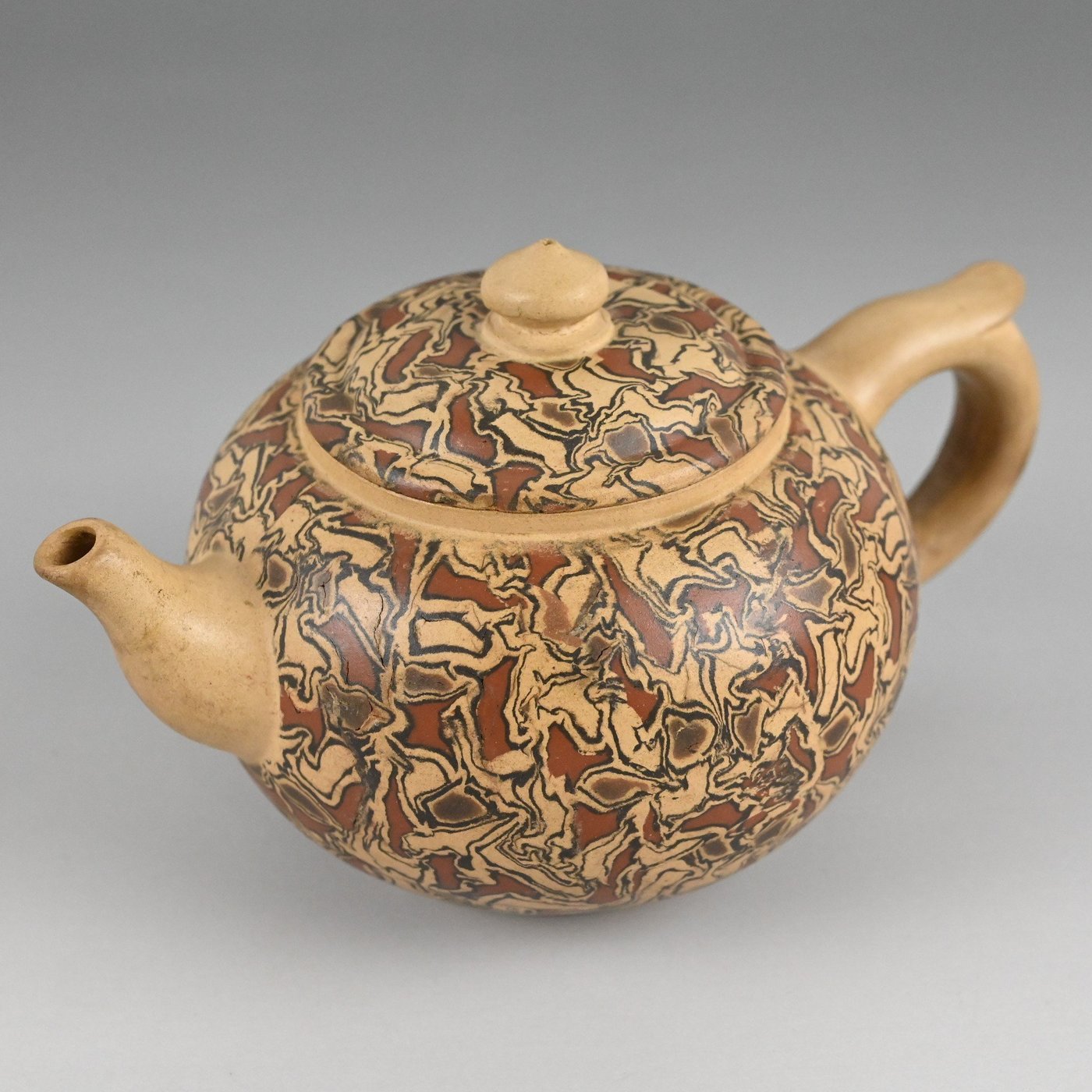 玖隆蕭松和挖寶網C》B倉紫砂閔麗琴制紫砂壺茶壺有底蓋款(15221 