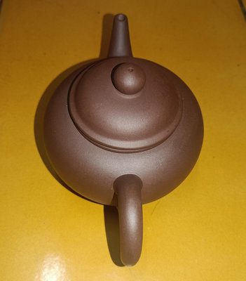 早期中國宜興紫砂壺--水平標準壺_約200cc/ 2手