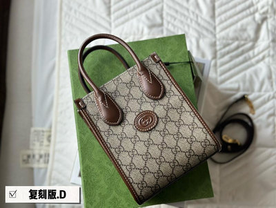 【二手包包】（版）size：1620cmGG mini tote（琴譜包）又可以買包包啦經典雙G花紋很有氣質NO27598