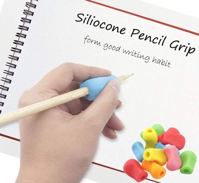 【雷恩的美國小舖】美國The Pencil Grip 兒童握筆器 梨型(小) 感覺統合 學齡前 幼兒兒童學寫字 顏色隨機