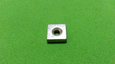 強力磁鐵 釹鐵硼正方形強力磁鐵50*50*12-孔8mm