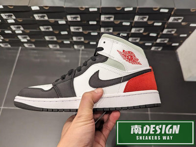 南 2024 1月 NIKE Air Jordan 1 Mid SE 中筒 經典 緩震 男款 白黑紅852542-100