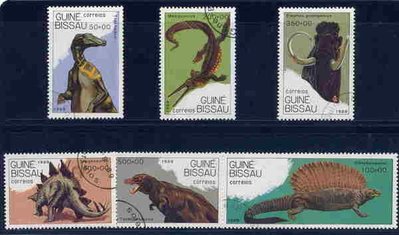 【I‧27】恐龍時代‧外國幾內亞匹索郵票，恐龍專輯，低價起標，！ab
