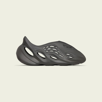 【IMPRESSION】Adidas Yeezy Foam Runner "Carbon" 深灰色 現貨