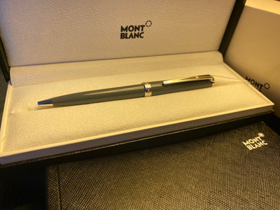 (已蒙 老客戶購買) Montblanc 萬寶龍 PIX 系列 鐵灰色 原子筆,  近新品