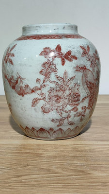 釉里紅花鳥罐，全品，瓷質一流，高12.7厘米左右