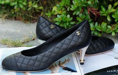 Chanel G30633 Quilted Pumps 菱格紋金跟鞋 5.5 cm 黑