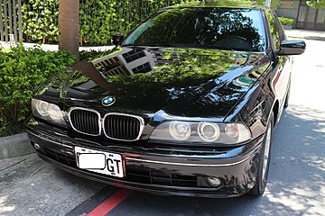 極低里程一手車保證 BMW 520I 2.2 紀念版 純跑9萬 全台唯一 純自售