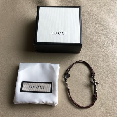 [熊熊之家3]保證全新正品 Gucci 男用 十字 復古銅 皮革  手環