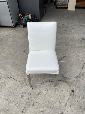 [年強二手傢俱] 白色皮餐椅 簡約書椅 工作椅 接待椅 休閒椅 洽談椅 40312382 數量1