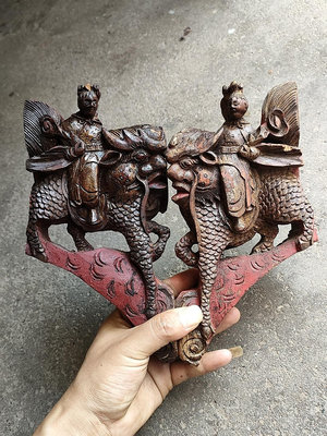 麒麟送子老木雕擺件一對 古董 舊貨 舊藏 【聚寶軒】-1792