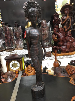 日本回流木雕擺件，黑柿木或黑檀木，巴厘島美女木雕，純手工一木