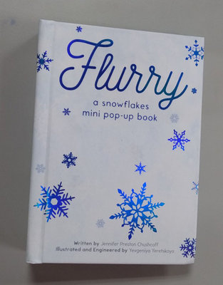＊小貝比的家＊FLURRY A SNOWFLAKES MINI POP UP BOOK/精裝/12歲以上/小型立體書