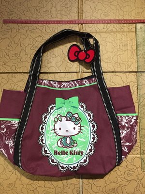 ［變身館日本服飾］~Hello Kitty~AMONNLISA~聯名款～拖特包～肩背包～帆布包～酒紅~日本購入~全新正版