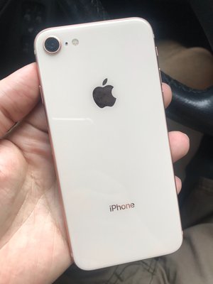 Apple iPhone 8 256GB~金..8.5成新 台灣公司貨