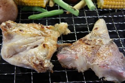 【中秋烤肉組合】鯛魚下巴8-10塊(特級品) / 約1kg (品牌隨機)