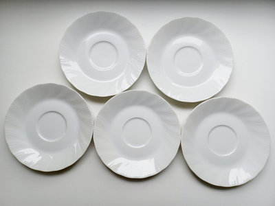 【MarsC】1980年代Yorkshire（by Wallace Heritage）Japan Fine Porcelain China漩渦邊白色陶瓷咖啡杯盤