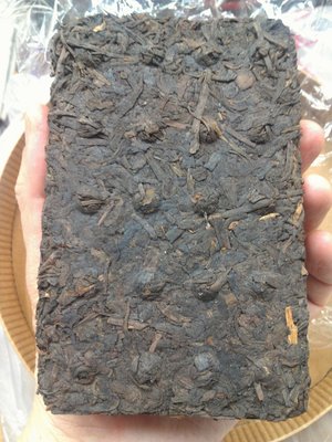 大草原典藏，70年代無紙文革普洱茶蔘香磚，真品，，可沖三十次以上味一樣，只有兩片，1966到1976